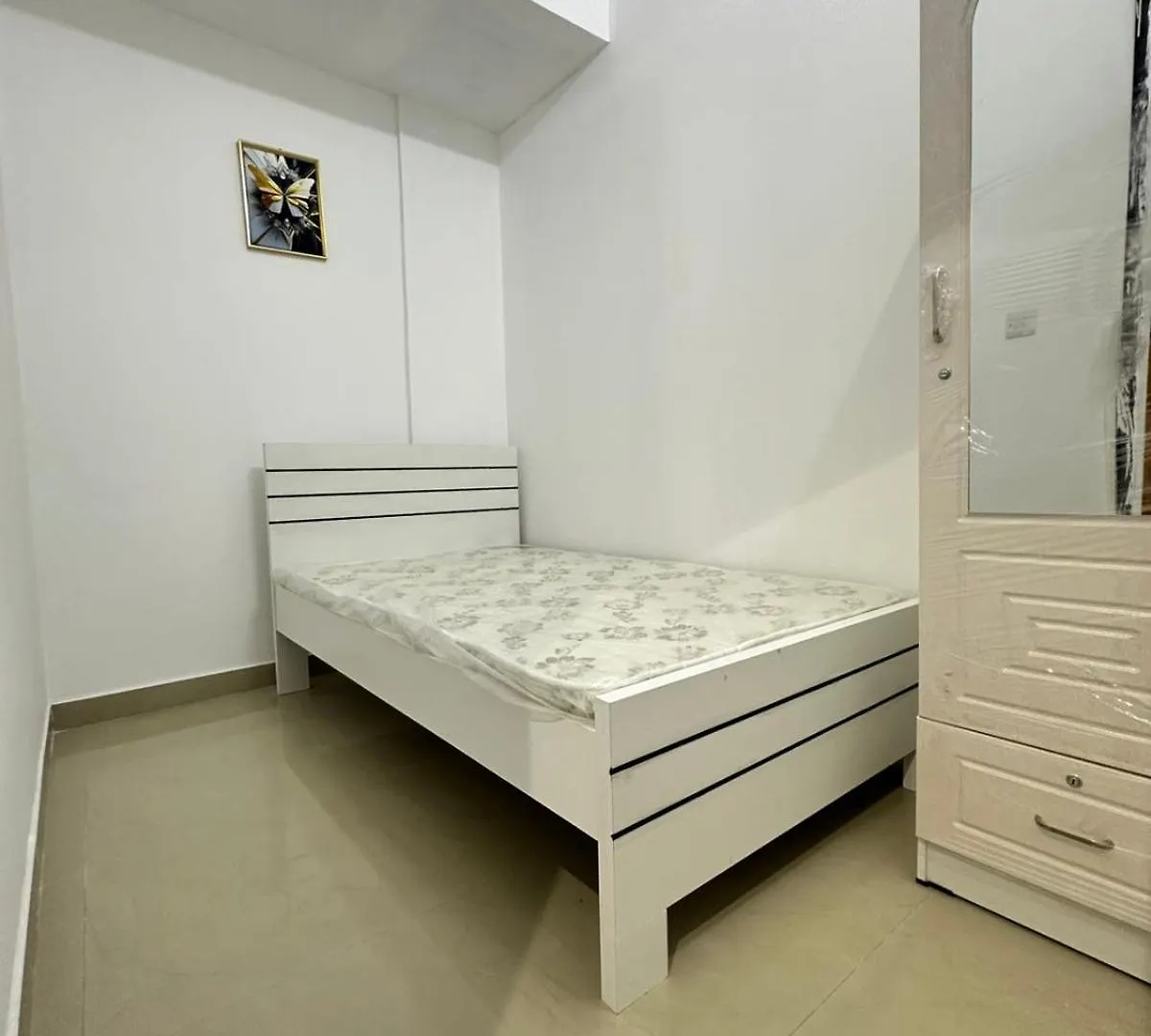 Dee Four Properties Abú Dhabí Apartmán